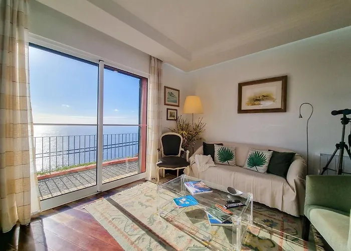 Hébergement de vacances Casa Da Ladeira Fajã da Ovelha