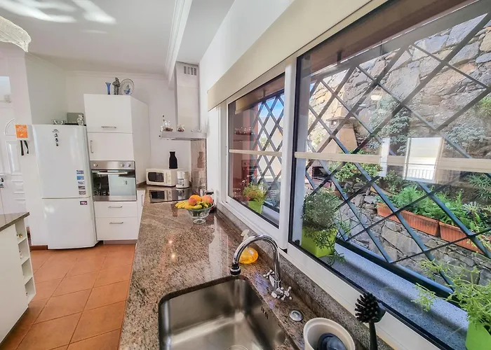 Hébergement de vacances Casa Da Ladeira Fajã da Ovelha